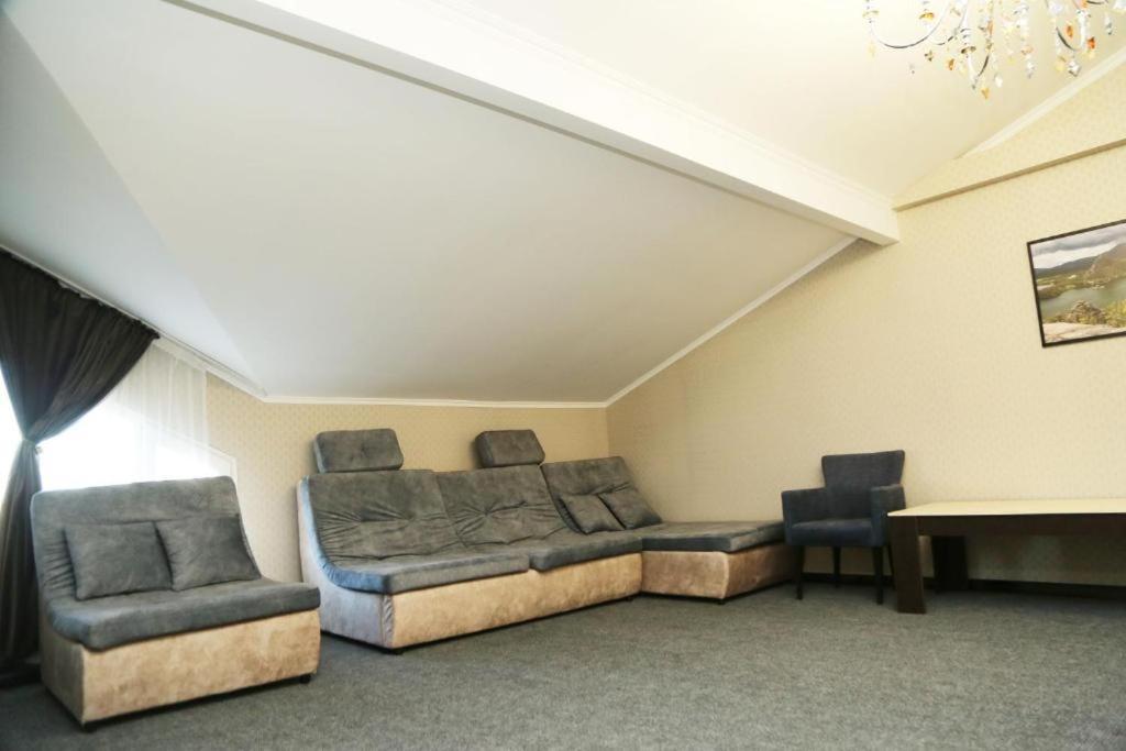 Korkem Tau Hotel Astana Ngoại thất bức ảnh